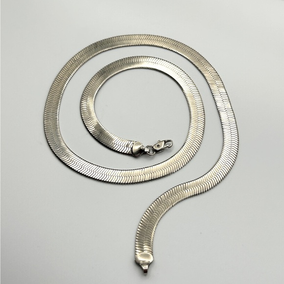 Vintage Men’s 925 Sterling Silver 7mm Wide Herringbone Chain Necklace 20” 28g - Picture 7 of 16